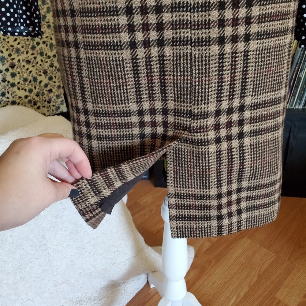Ann Taylor Petites Plaid Wool Skirt - Picture 3 of 8